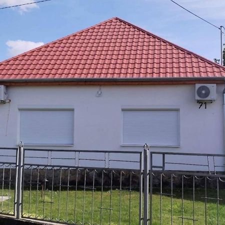 Valentina Apartman Балатонмариафюрдё Экстерьер фото